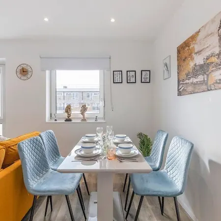 Appartamento Shard View 2Br Next Tower Bridge Londra Esterno foto